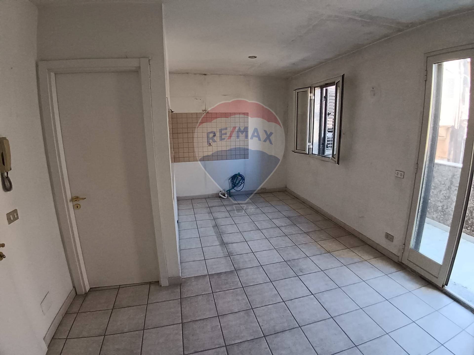 Stanza vuota - Casa indipendente via giambattista odierna
 
370, Ragusa - foto 2