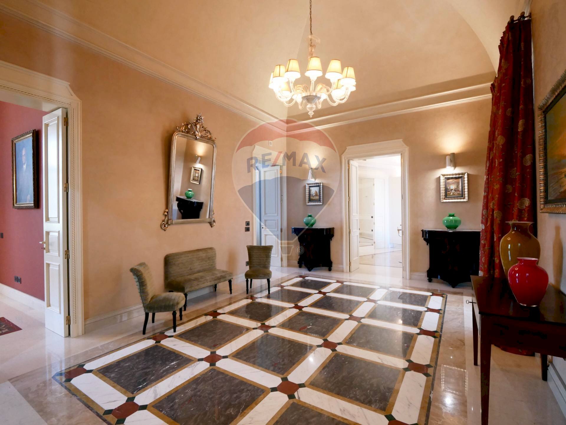 Soggiorno - Semi-detached house Piazza Vittorio Emanuele II
 
2, Acquaviva delle Fonti - photo 3