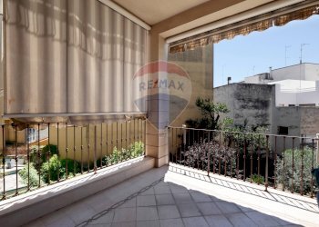 Balcone - Casa semi indipendente Piazza Vittorio Emanuele II
 
2, Acquaviva delle Fonti - foto 28