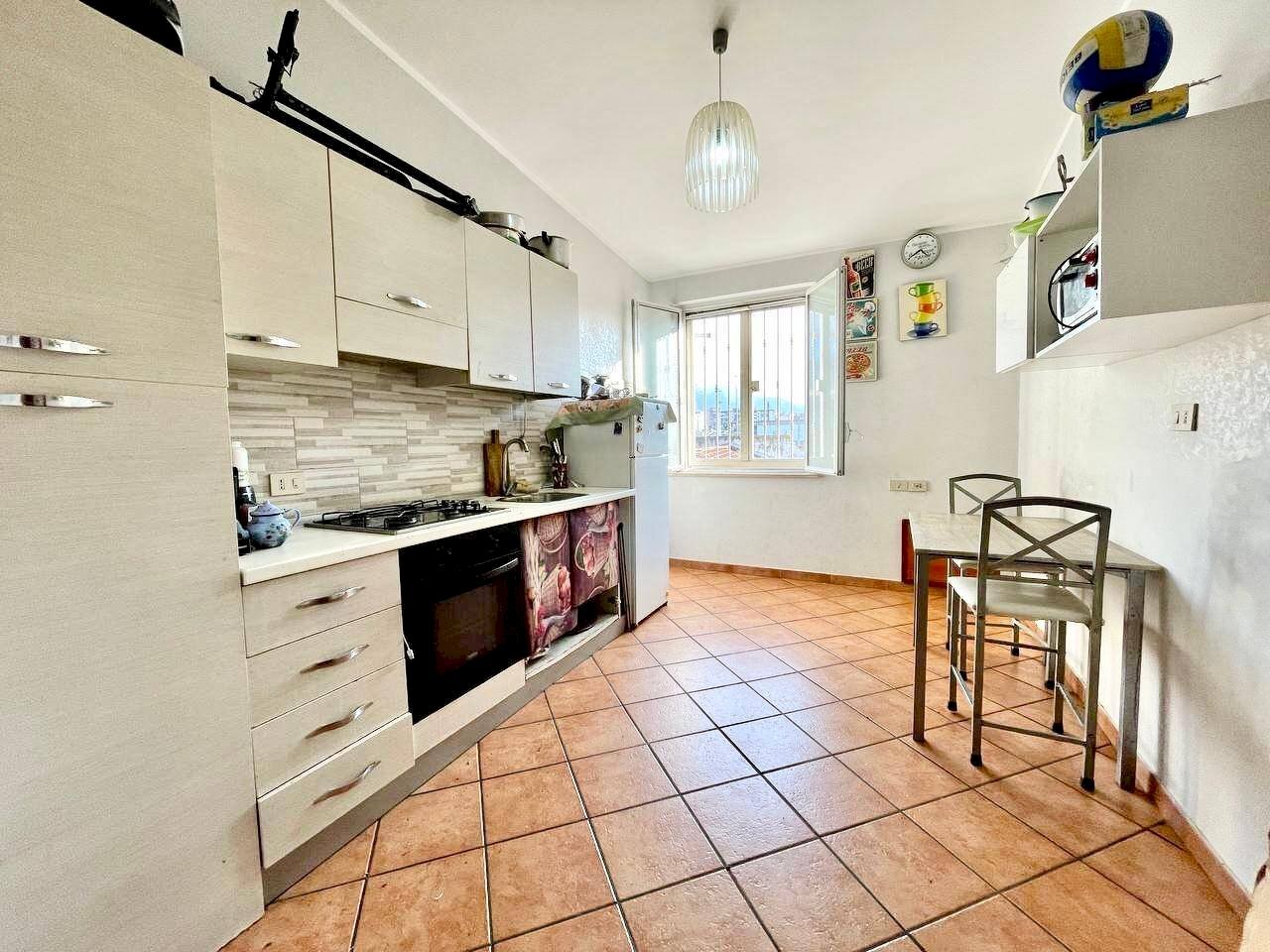 Foto 1 - Three-room apartment Piazza Scaffa
 
17, Palermo - photo 1