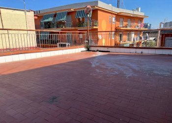 Terrazzo - Bilocale via Principe di Napoli a Ponticelli, Napoli - foto 12