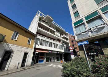 Facciata - Trilocale via Gian Pietro Puricelli, 1, Gallarate - foto 34