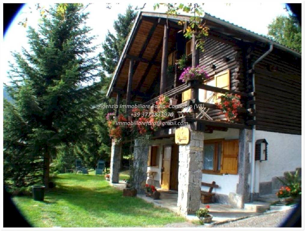 Facciata - Villa Frazione Rovallo, Crodo - foto 1