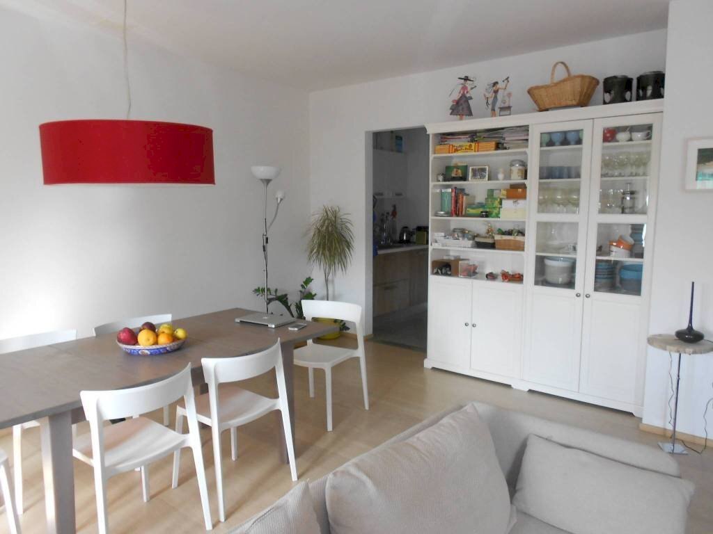 soggiorno - Trilocale piazza Cavour, 3, Chieri - foto 2