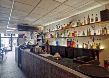 Interno non residenziale - Negozio via Felice Cavallotti, 9, Varese - foto 4