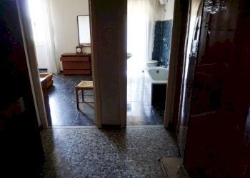 Ingresso - Bilocale via Costa del Vento, 15, Genova (zona Voltri) - foto 2