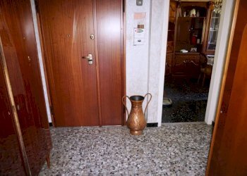 Ingresso - Bilocale via Costa del Vento, 15, Genova (zona Voltri) - foto 3