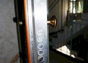 Interno palazzo - Bilocale via Costa del Vento, 15, Genova (zona Voltri) - foto 5