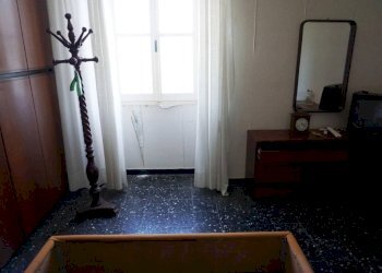 Camera da letto - Bilocale via Costa del Vento, 15, Genova (zona Voltri) - foto 10