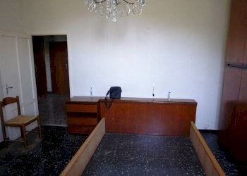 Camera da letto - Bilocale via Costa del Vento, 15, Genova (zona Voltri) - foto 11