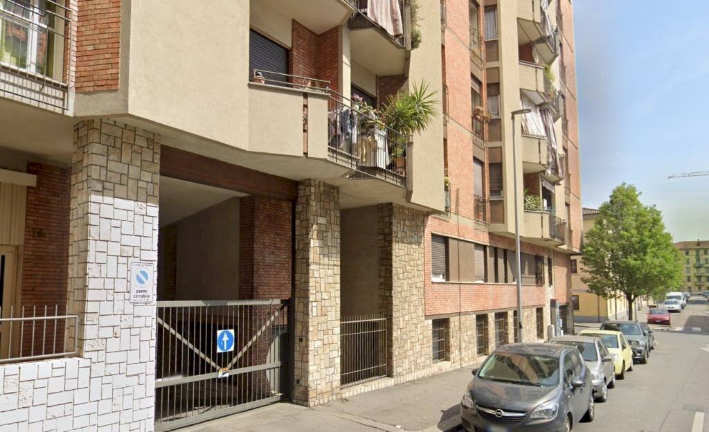 Facciata - Box via Lodi, 13A, Torino - photo 2