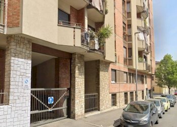 Facciata - Box via Lodi, 13A, Torino - foto 2