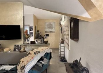 Salone - Attic viale Umberto I, Nizza Monferrato - photo 2