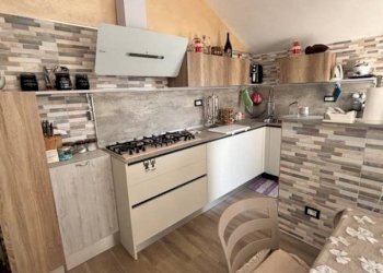 Cucina - Attico viale Umberto I, Nizza Monferrato - foto 9