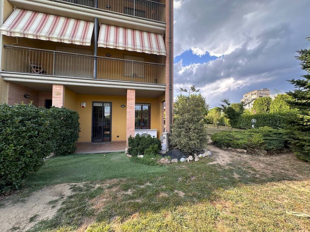 Giardino - Trilocale via Iginio Bersani, Carmagnola - foto 3