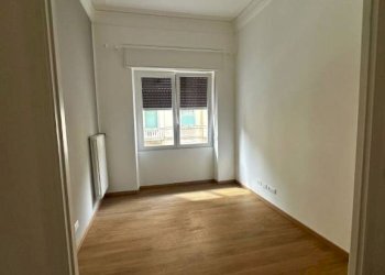 Camera da letto - Appartamento via Antonio Cecchi, Genova - foto 12