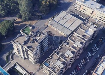 Locale Commerciale Piazza la Scafa, Lavagna - foto 2