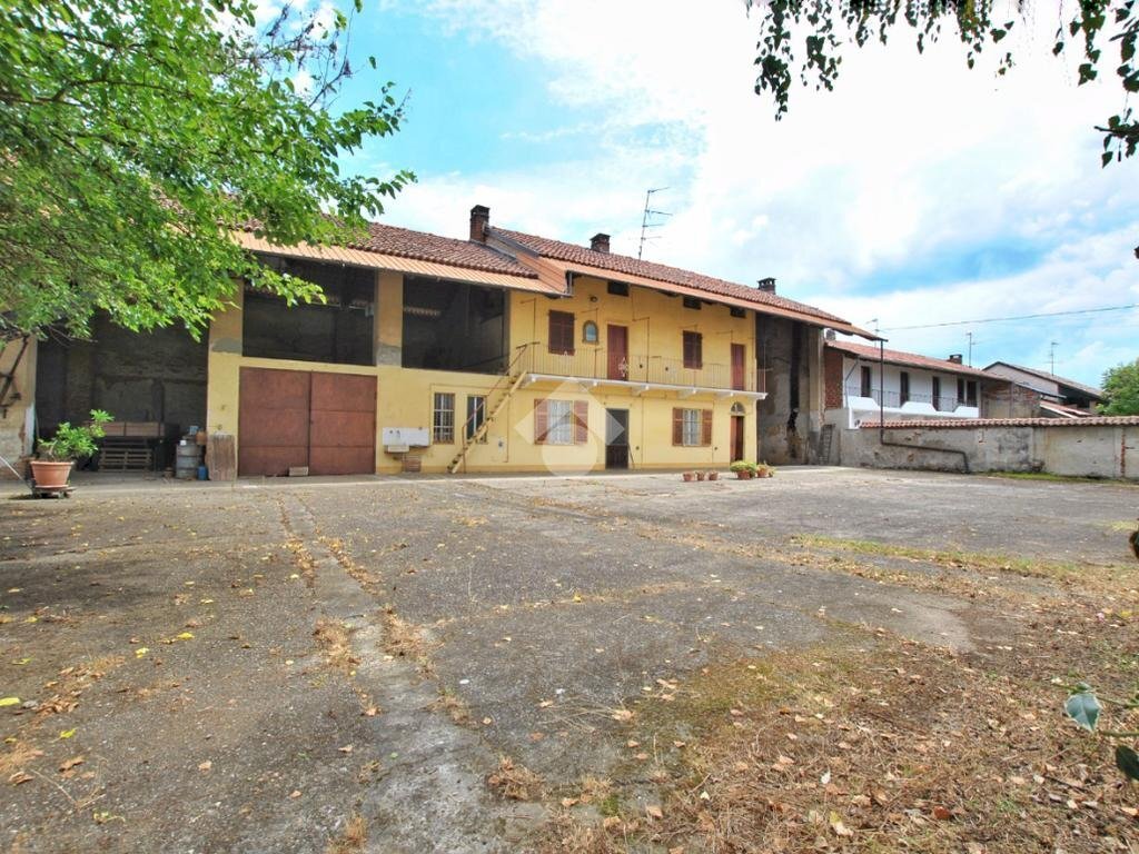 Independent house Frazione Gerbidi, Livorno Ferraris - photo 2