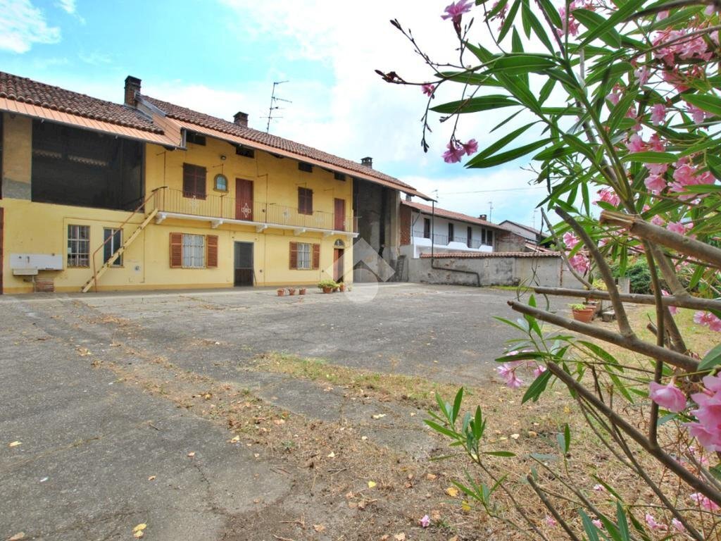 Independent house Frazione Gerbidi, Livorno Ferraris - photo 1