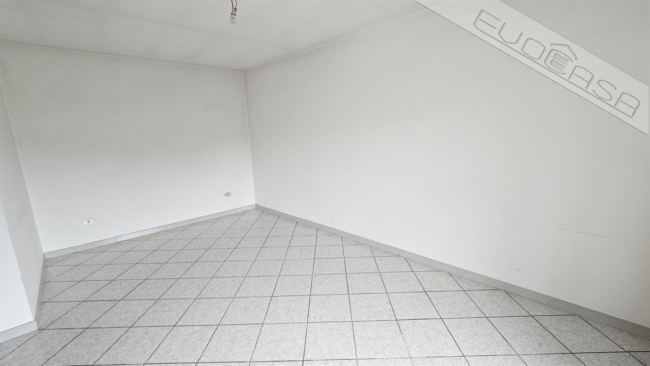 Casa semi indipendente Via Paolo Freiria  56, Porte - foto 2