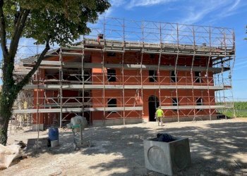 Portion of a house Modena - photo 6