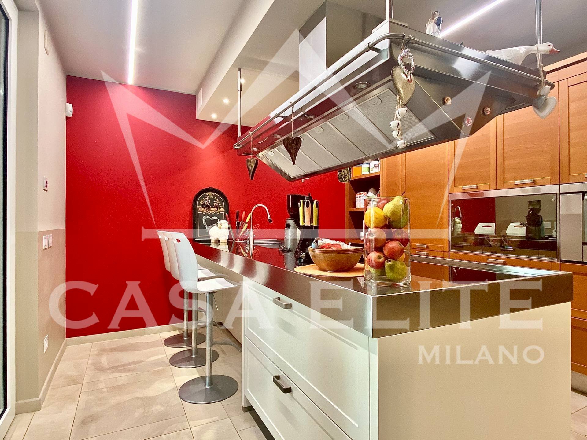 Semi-detached Villa Corbetta - photo 1