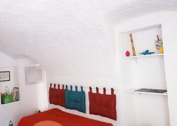 Three-room apartment Via Barberis Colomba, Dolceacqua - photo 18