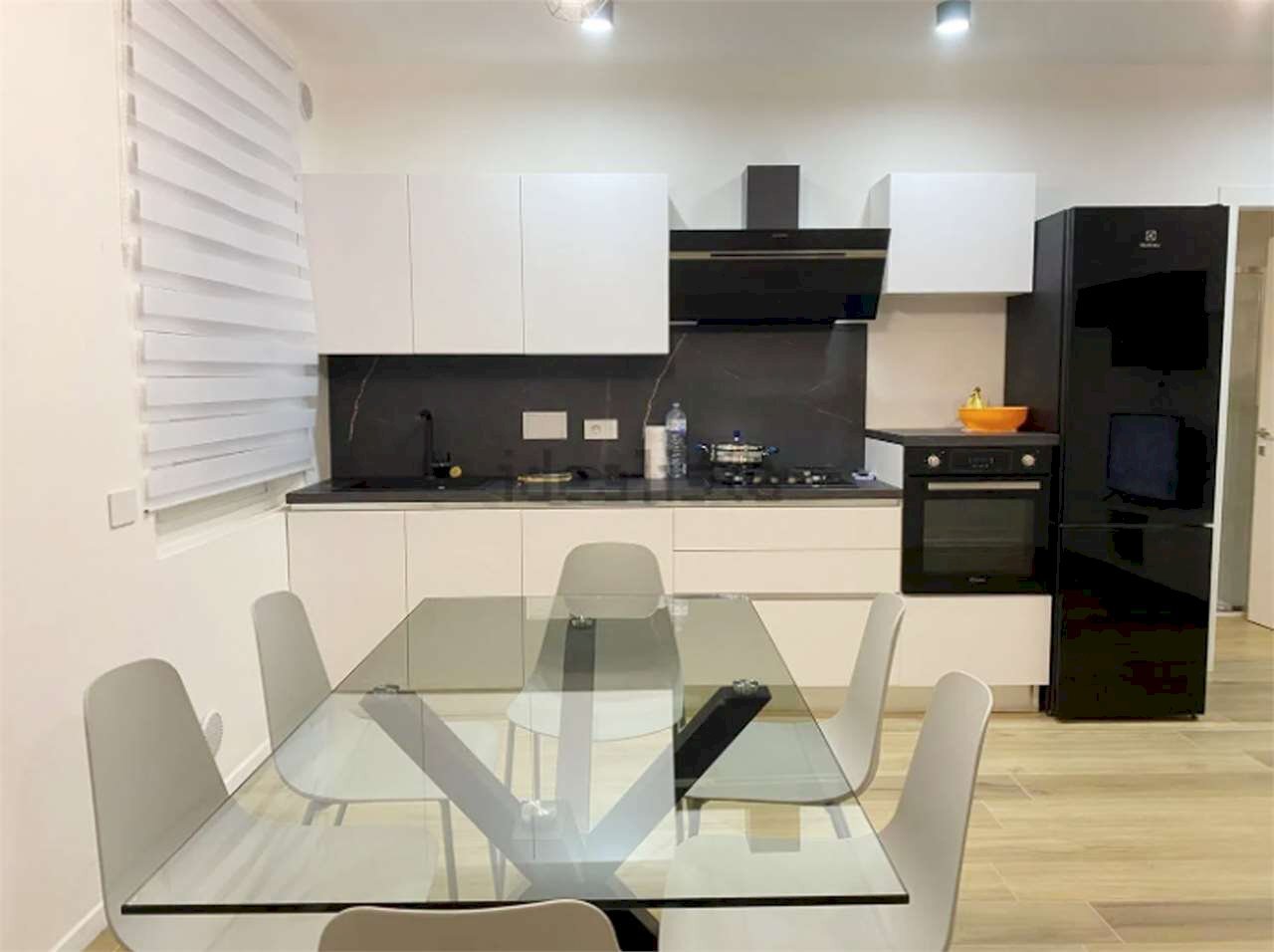 Three-room apartment Modena - photo 2