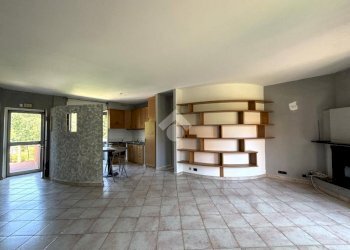 Quadrilocale Via Vicomorasso, Sant'Olcese - foto 1