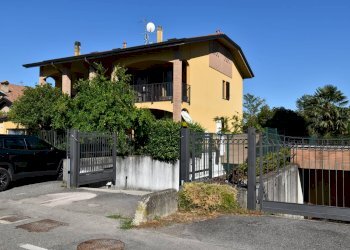 Foto 38 - Quadrilocale bernina
 
1066, Camparada - foto 38