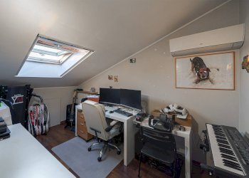 Foto 29 - Quadrilocale bernina
 
1066, Camparada - foto 29