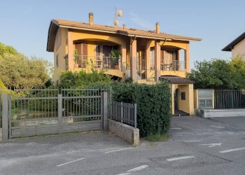 Foto 31 - Quadrilocale bernina
 
1066, Camparada - foto 31