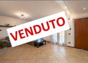 Foto 1 - Quadrilocale bernina
 
1066, Camparada - foto 1