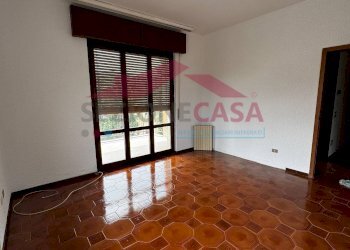 Foto 3 - Three-room apartment via monte nero, Caronno Pertusella - photo 3