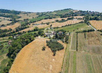 Foto 26 - Rustico Strada Picciano
 
17, Tavullia - foto 26