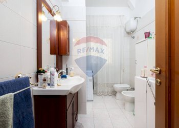 Bagno - Trilocale VIA CAPRI
 
48, Monterotondo - foto 19