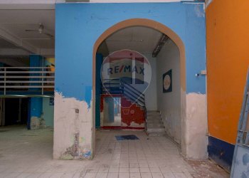 Edificio all\'aperto - Commercial Premises Via Antonello Da Messina
 
29, Aci Castello - photo 8