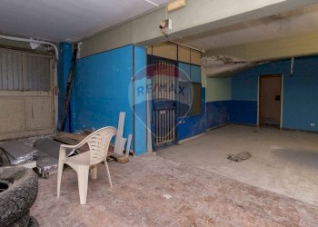 Terrazza - Commercial Premises Via Antonello Da Messina
 
29, Aci Castello - photo 18
