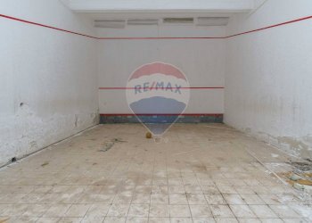 Parcheggio - Commercial Premises Via Antonello Da Messina
 
29, Aci Castello - photo 23