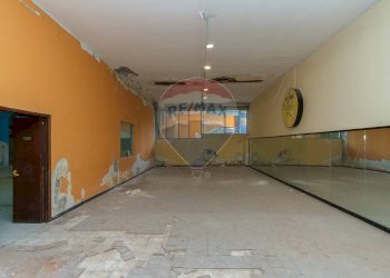 Stanza vuota - Commercial Premises Via Antonello Da Messina
 
29, Aci Castello - photo 26