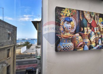 Dettagli - Trilocale Via domenico tempio
 
30, Catania - foto 13