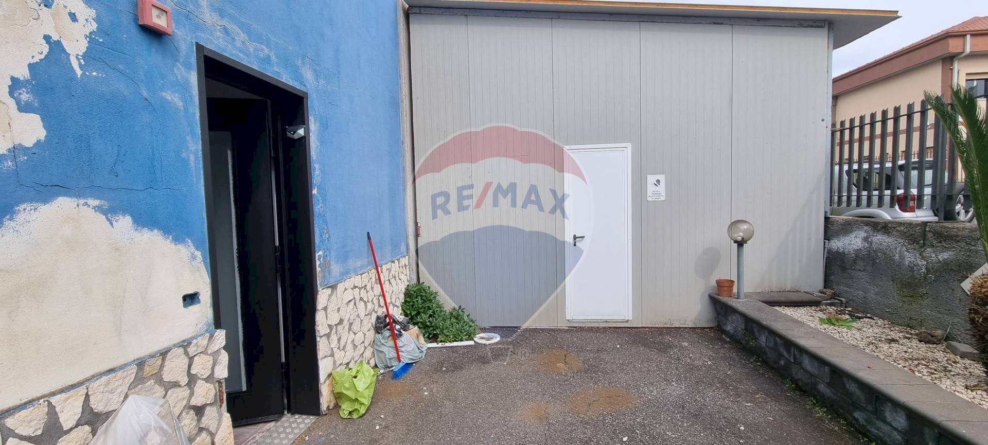 Casa all\'aperto - Capannone Contrada Piano Tavola
 
snc, Camporotondo Etneo - foto 3