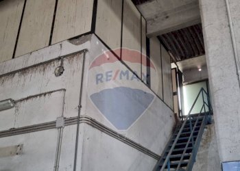 Edificio all\'aperto - Capannone Contrada Piano Tavola
 
snc, Camporotondo Etneo - foto 22