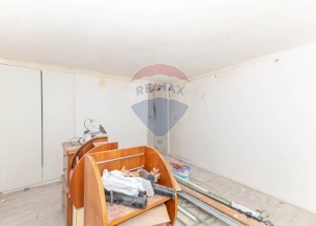 Camera / camera da letto - Bilocale via foresta
 
7, Caltagirone - foto 7