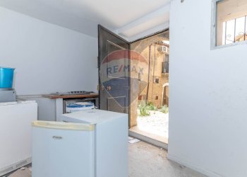 Cucina - Bilocale via foresta
 
7, Caltagirone - foto 8