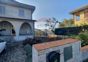 Casa all\'aperto - Villa a Schiera via delle mimose
 
6, Reggello - foto 2