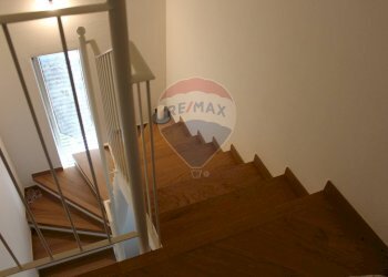 Scale - Villa a Schiera via delle mimose
 
6, Reggello - foto 24