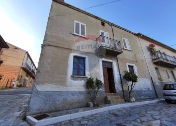 Edificio all\'aperto - Casa semi indipendente VIA FISCHIA
 
SNC, San Lorenzo del Vallo - foto 2