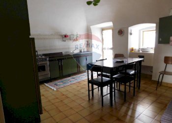 Cucina - Casa semi indipendente VIA MADONNA DEL PONTE
 
20, Fara Filiorum Petri - foto 8