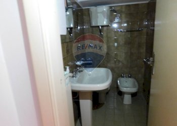 Bagno - Casa semi indipendente VIA MADONNA DEL PONTE
 
20, Fara Filiorum Petri - foto 15